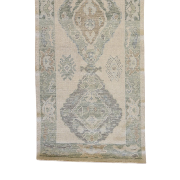 3'1" x 10'7" IVORY AND GREEN OUSHAK GEOMETRIC TURKISH RUG