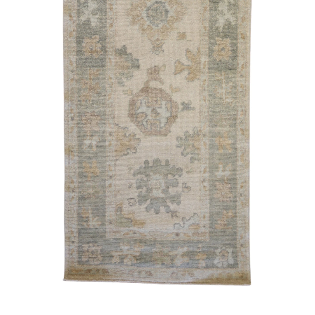 2'11" x 10'6" IVORY AND GREEN OUSHAK GEOMETRIC TURKISH RUG