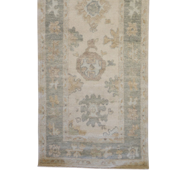2'11" x 10'6" IVORY AND GREEN OUSHAK GEOMETRIC TURKISH RUG