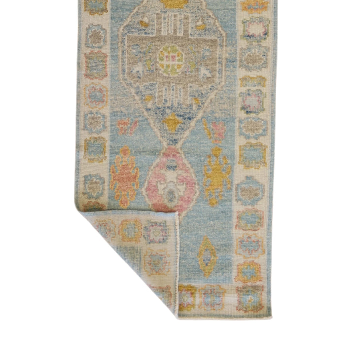 2'8" x 9'3" BLUE AND IVORY OUSHAK GEOMETRIC TURKISH RUG