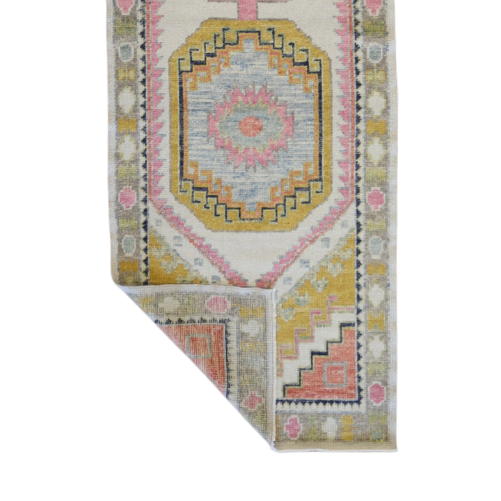 3'0" x 9'1" IVORY AND BROWN OUSHAK GEOMETRIC TURKISH RUG