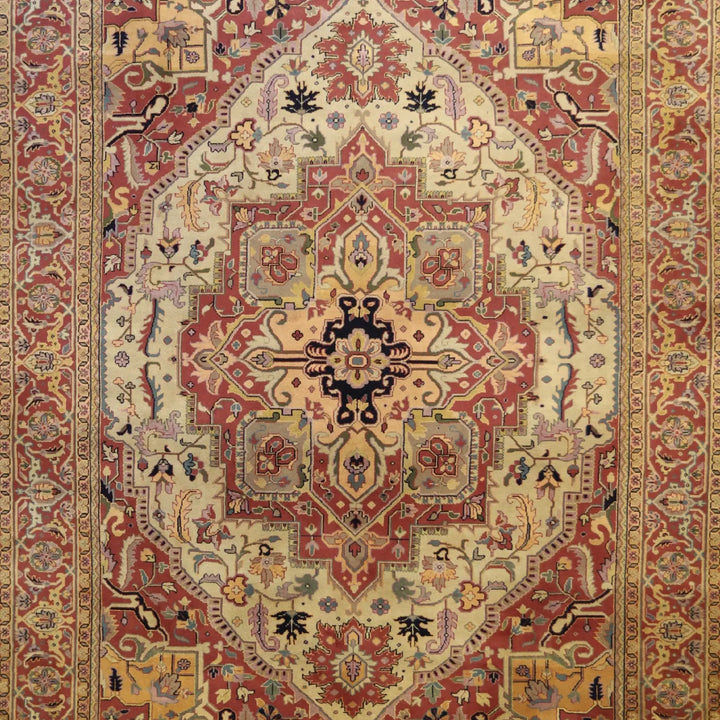 10'   0" x  14'   0" GOLD AND RUST HERIZ GEOMETRIC INDIAN RUG