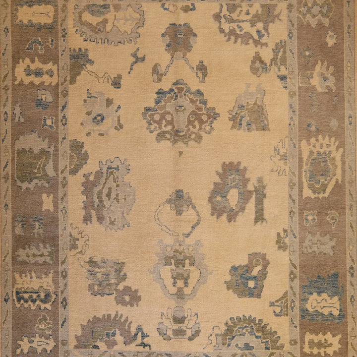 9'11" x 13'2" BEIGE AND GRAY OUSHAK TURKEY GEOMETRIC
