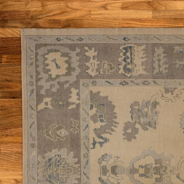 9'11" x 13'2" BEIGE AND GRAY OUSHAK TURKEY GEOMETRIC