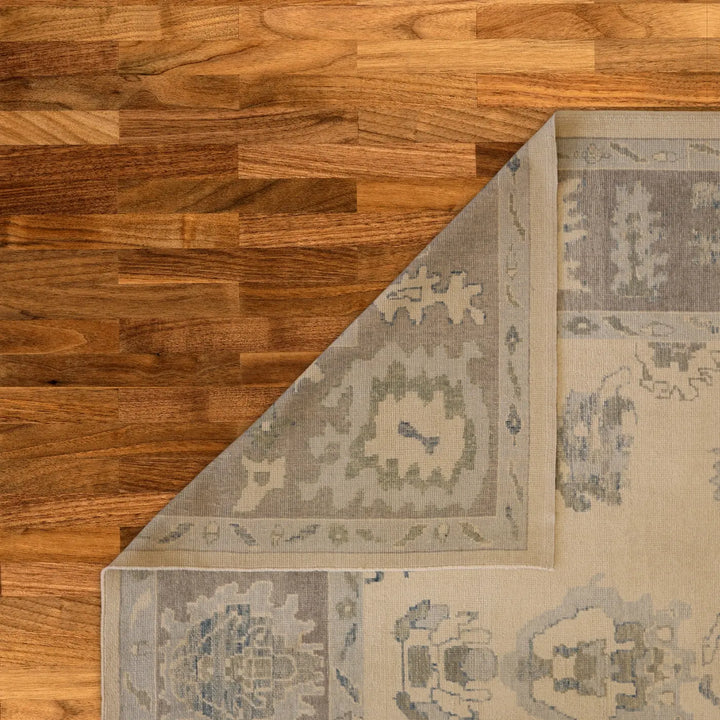 9'11" x 13'2" BEIGE AND GRAY OUSHAK TURKEY GEOMETRIC